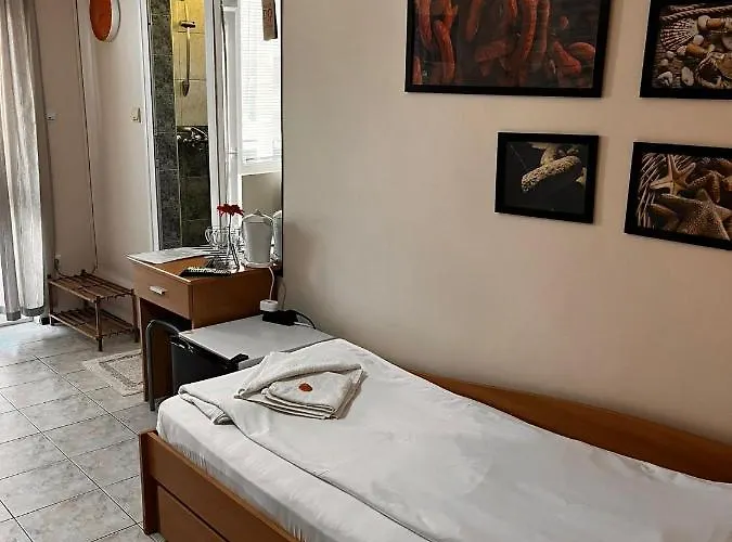 Vendégház Kъща за гости христина 3*