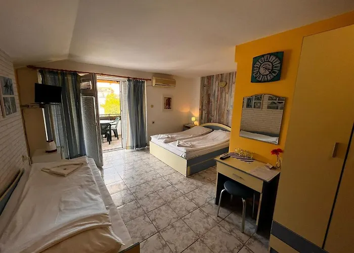 Vendégház Kъща за гости христина 3*