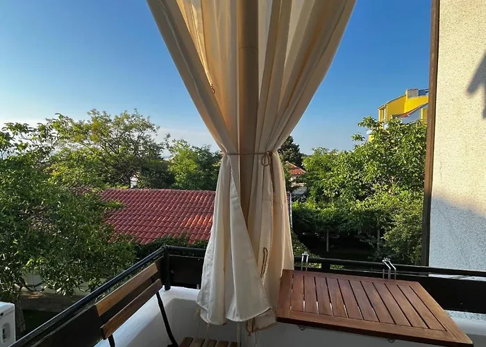 Kъща за гости христина 3* Lozenec