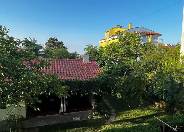 Vendégház Kъща за гости христина Lozenec