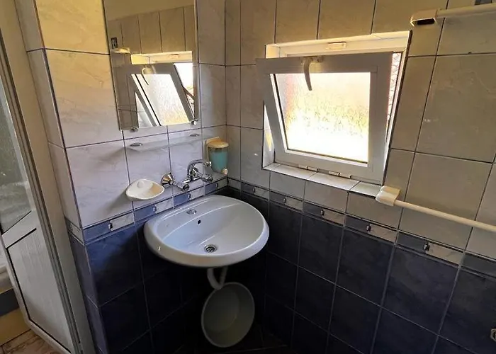 招待所 Kъща за гости христина 洛泽内茨